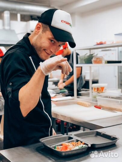 Повар сушист