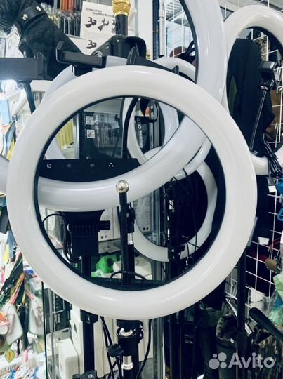 Кольцевая лампа