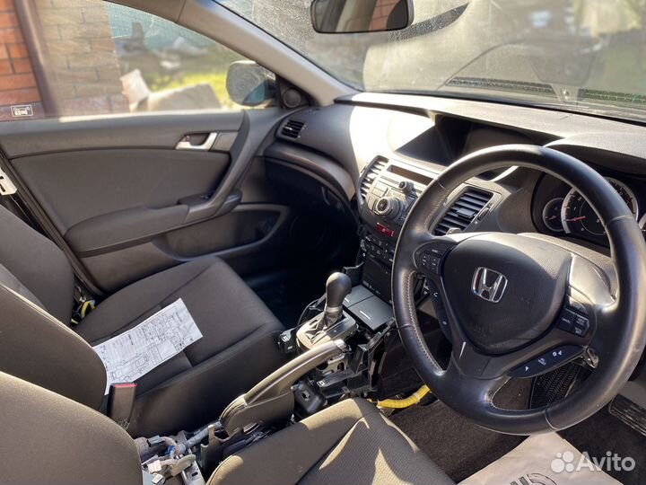 Автомобиль в разбор Honda Accord CU1 CU2 2012