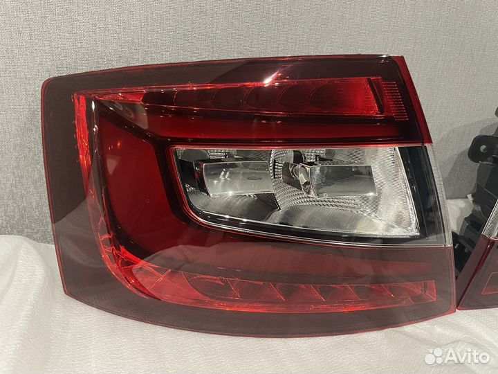 Комплект задних фонарей Skoda Octavia a7 fl