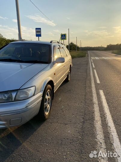 Toyota Camry Gracia 2.2 AT, 1999, 350 000 км