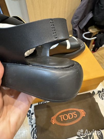 Сандалии Tods