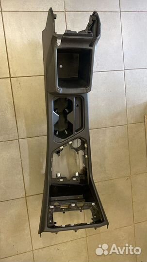 Центральная консоль tiguan 2