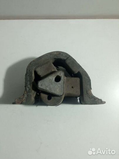 Подушка крепления кпп Opel Corsa A 90223327