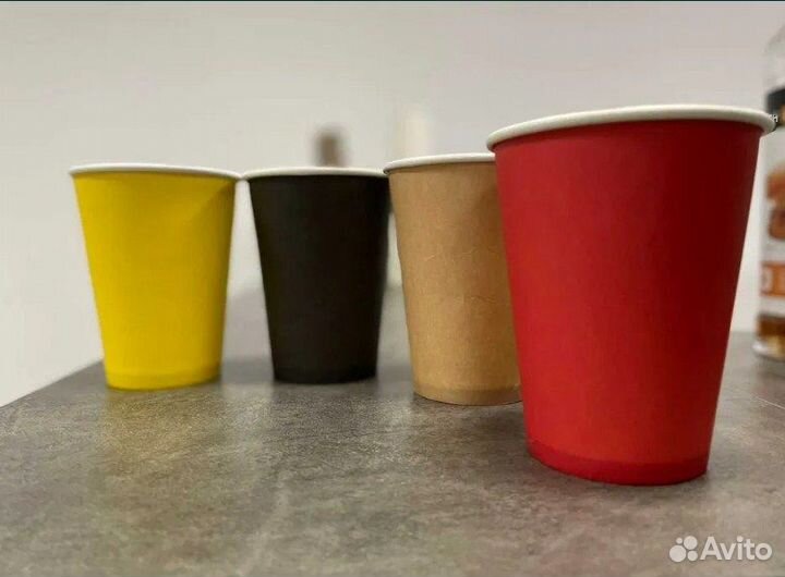 Бумажные стаканы