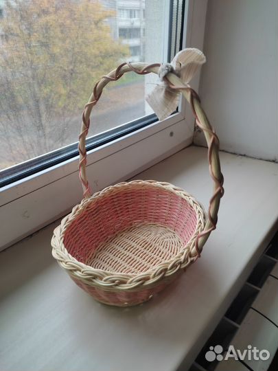 Корзина плетеная