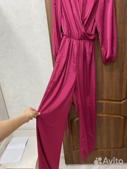 Атласный комбинезон