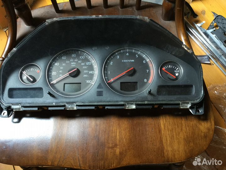 Вольво хс90 2005г. Щиток приборов