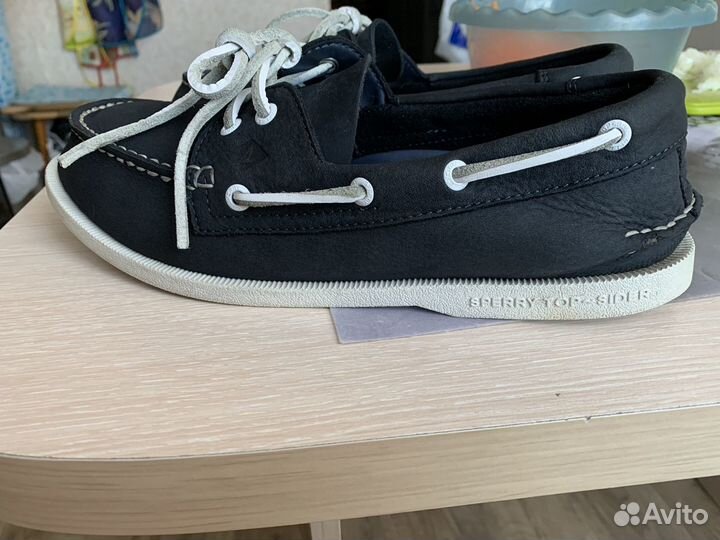 Топсайдеры Sperry