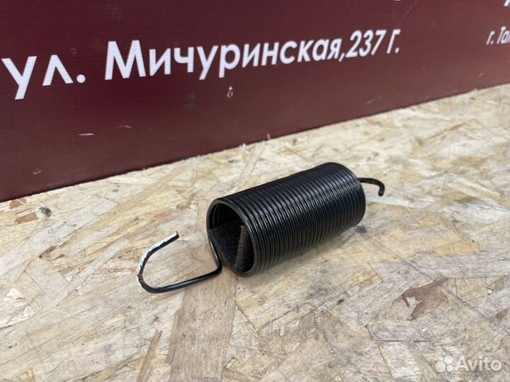 Пружина крышки багажника Renault Logan