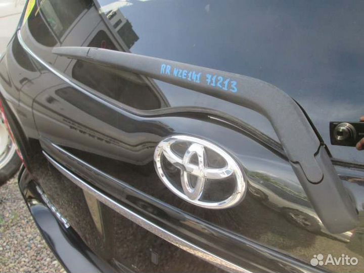 Дворник задний Toyota Corolla Fielder NZE141