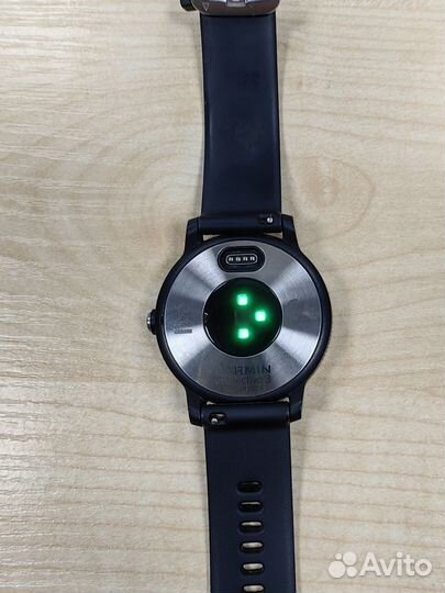 Часы garmin vivoactive 3