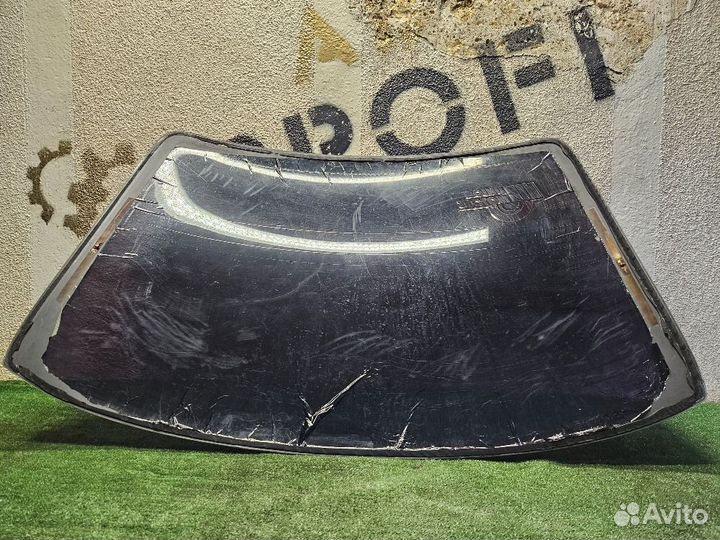 Стекло заднее на Nissan Almera N16