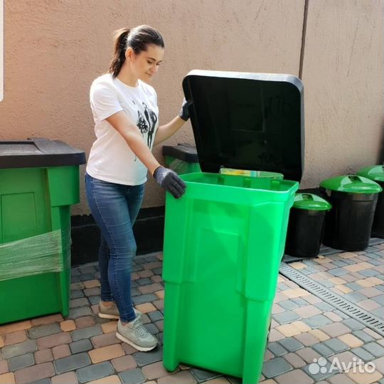 Мусорный контейнер 360 литров пластиковый