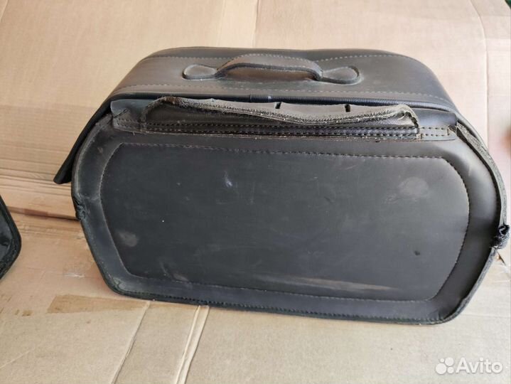 Кожаные боковые кофры sweep