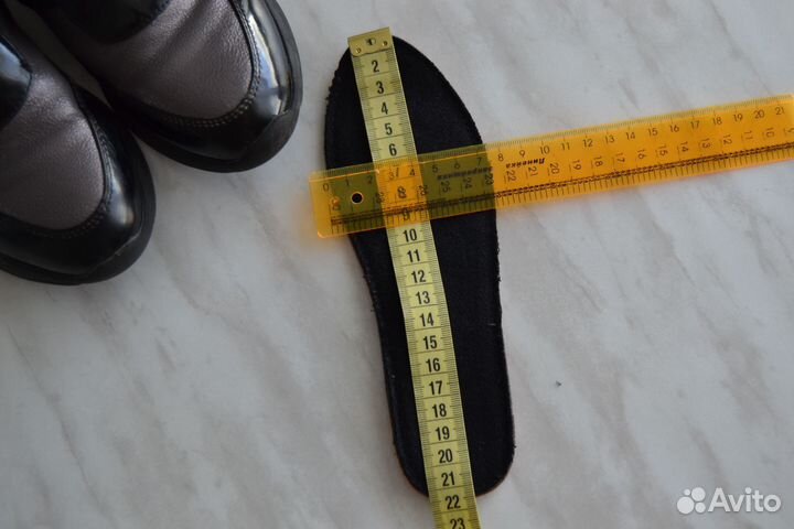 Ботинки демисезонные для девочки 34 размер