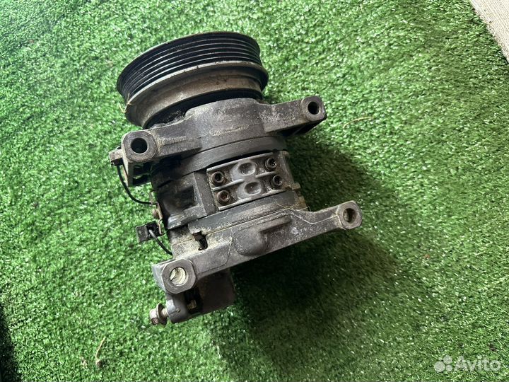 Компрессор кондиционера Nissan Cube cg13de