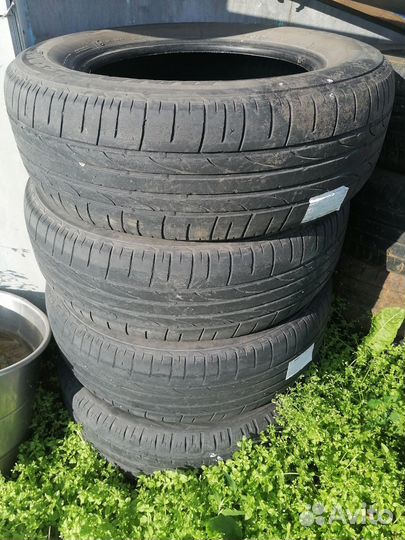 Bridgestone Dueler H/P 215/65 R16