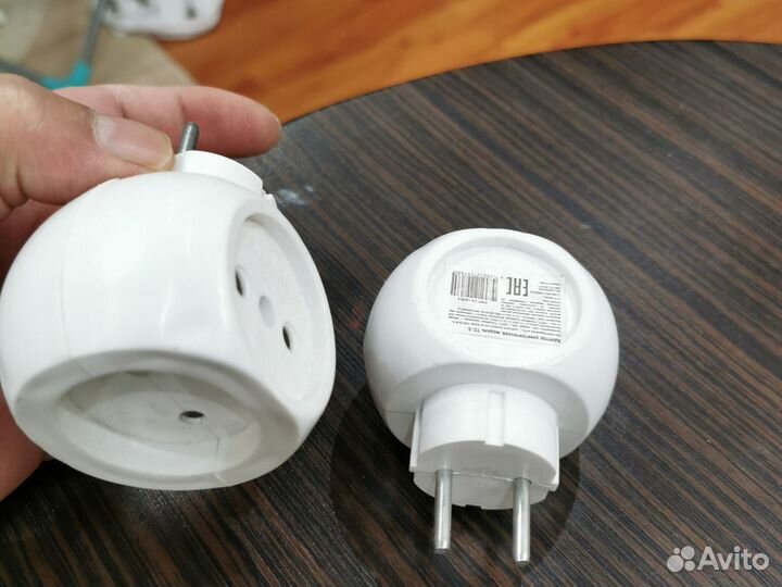 Разветвитель электричесий (тройник)