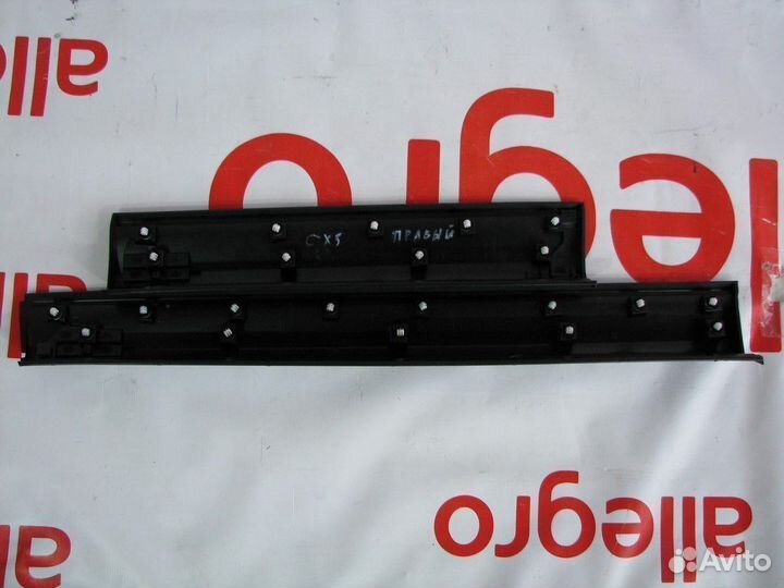 Mazda CX-5 накладка двери передней правой 2017+