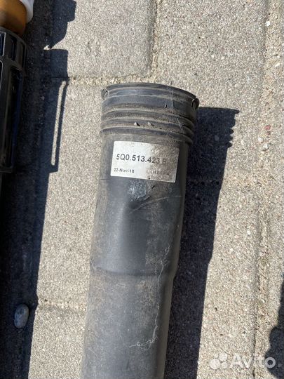 Задние амортизаторы на Шкода octavia 2018 г.в