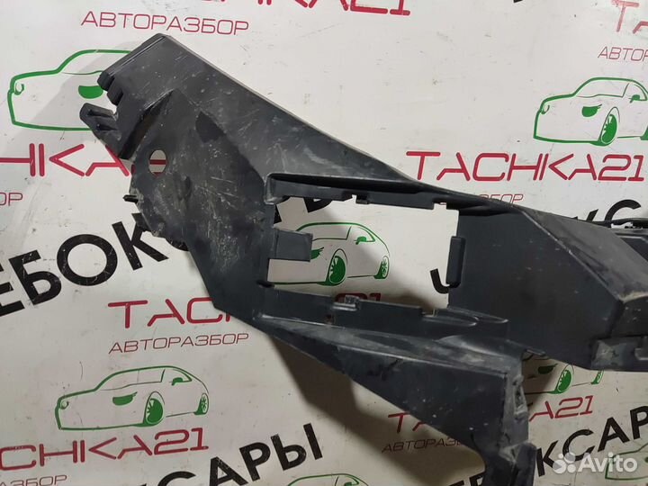 Кронштейн противотуманной фары правый Bmw X6 G06