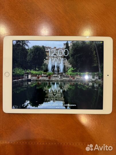 Продаю iPad Air 2