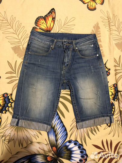 Джинсовые шорты мужские