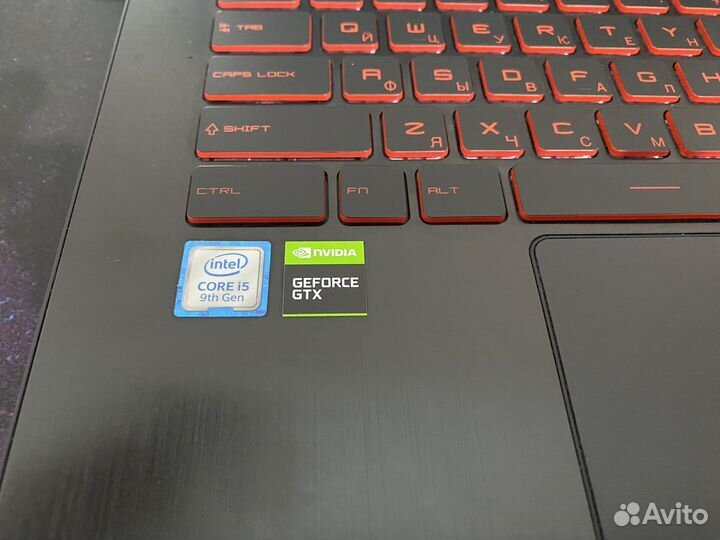 Игровой ноутбук MSI GF75 Thin 9scsr-454XRU