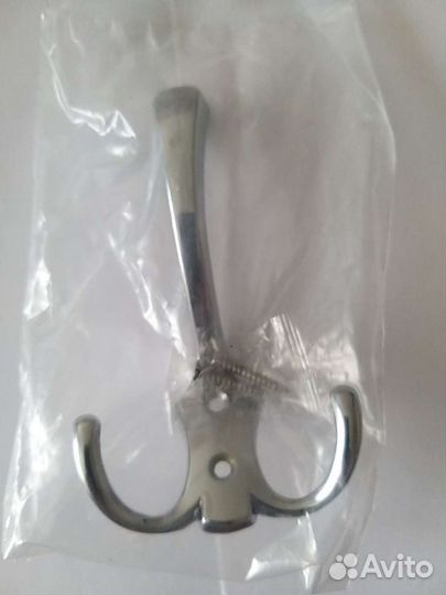 Крючок мебельный
