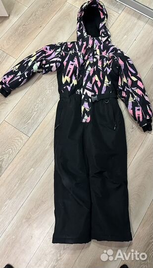 Зимний комбинезон для девочки