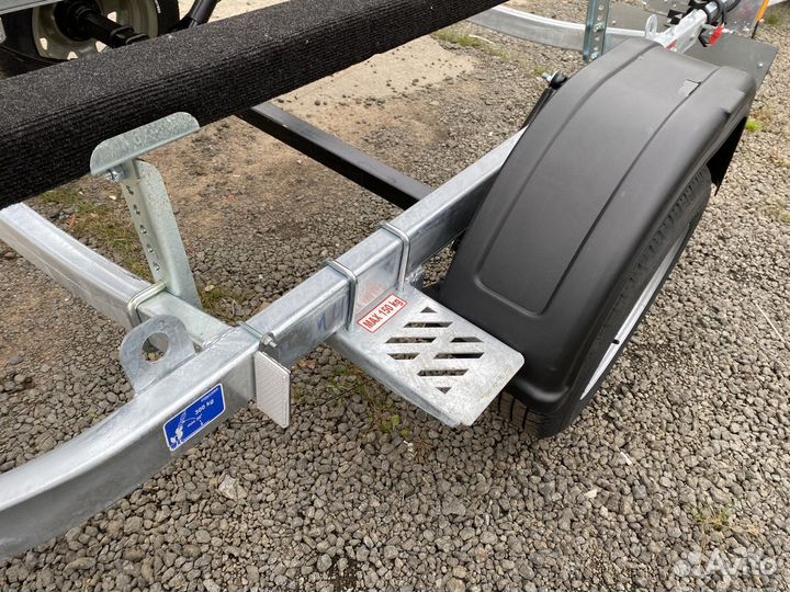 Прицеп для перевозки лодки до 4.5 м (Спутник Аква)