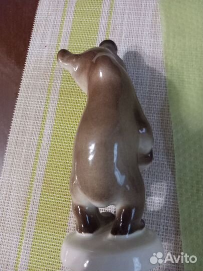 Статуэтка лфз медведь
