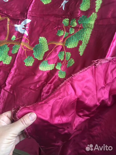 Покрывало атласное с бахромой