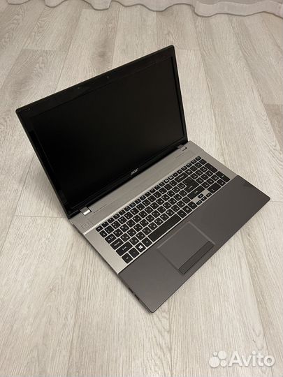 Ноутбук acer 17.3 i7 full hd 8GB ssd 256gb