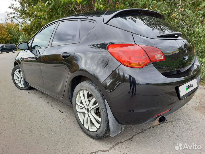 Opel Astra 1.6 МТ, 2012, 227 000 км