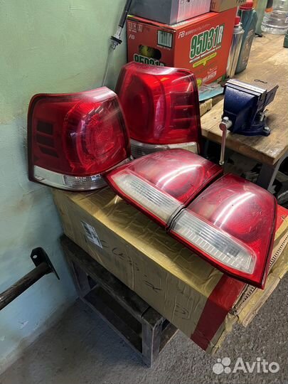 Задние фонари ланд крузер 200