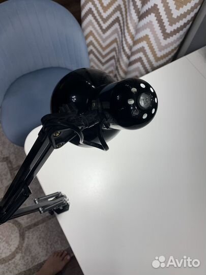 Лампа настольная светильник