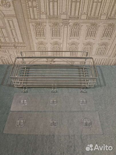 Полка с крючками металлическая