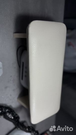 Подставка для рук маникюр