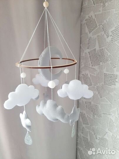 Мобиль из фетра на кроватку