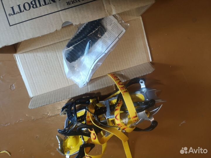 Кошки Grivel AIR tech light wide New Classic