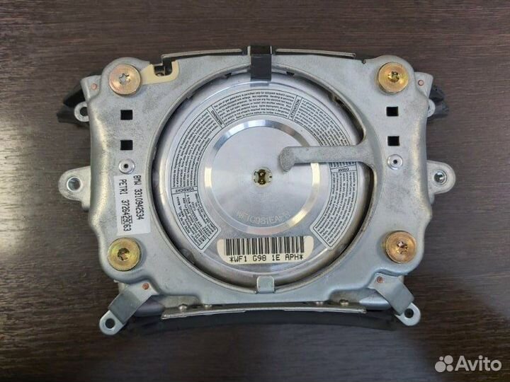 Подушка безопасности в руль Bmw 520I E39 M52 1996