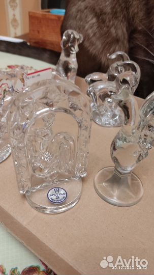 Фигурки из хрусталя