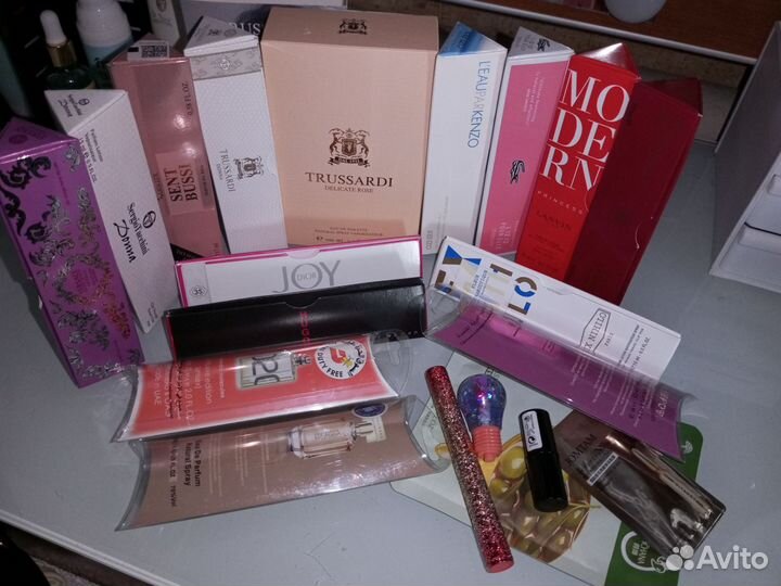 Набор духов большой пакетом