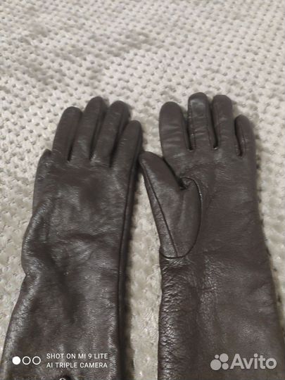 Высокие кожаные перчатки