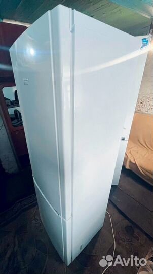 Холодильник hotpoint ariston