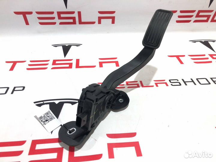 Педаль газа Tesla Model S (2012 - 2016)