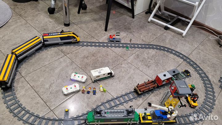 Лего 60197 и 60198