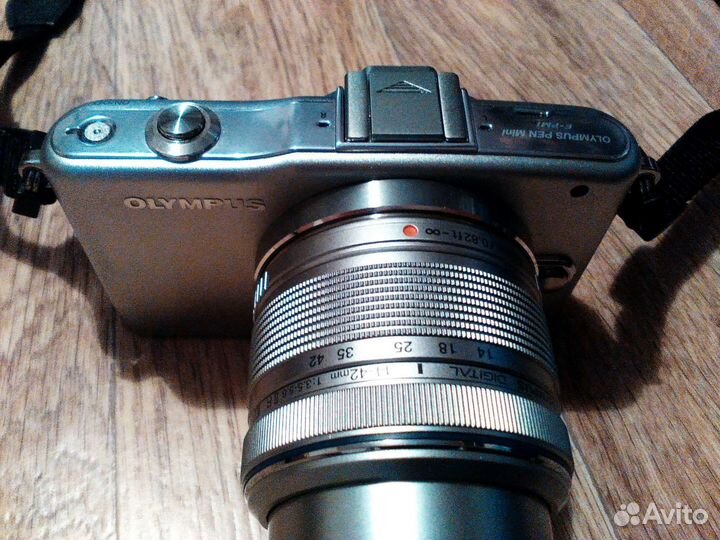 Olympus PEN Mini (E-PM1)